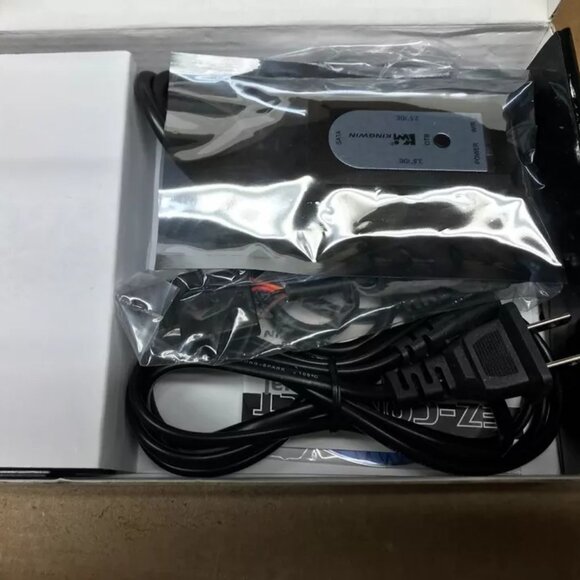 Kingwin USI-2535 SATA/IDE Adapter - Picture 5 of 5